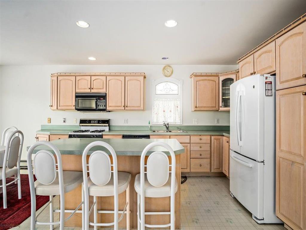 1411 HOFFMAN CANAL NORTH WILDWOOD BAYFRONT SUMMER VACATION RENTALS at